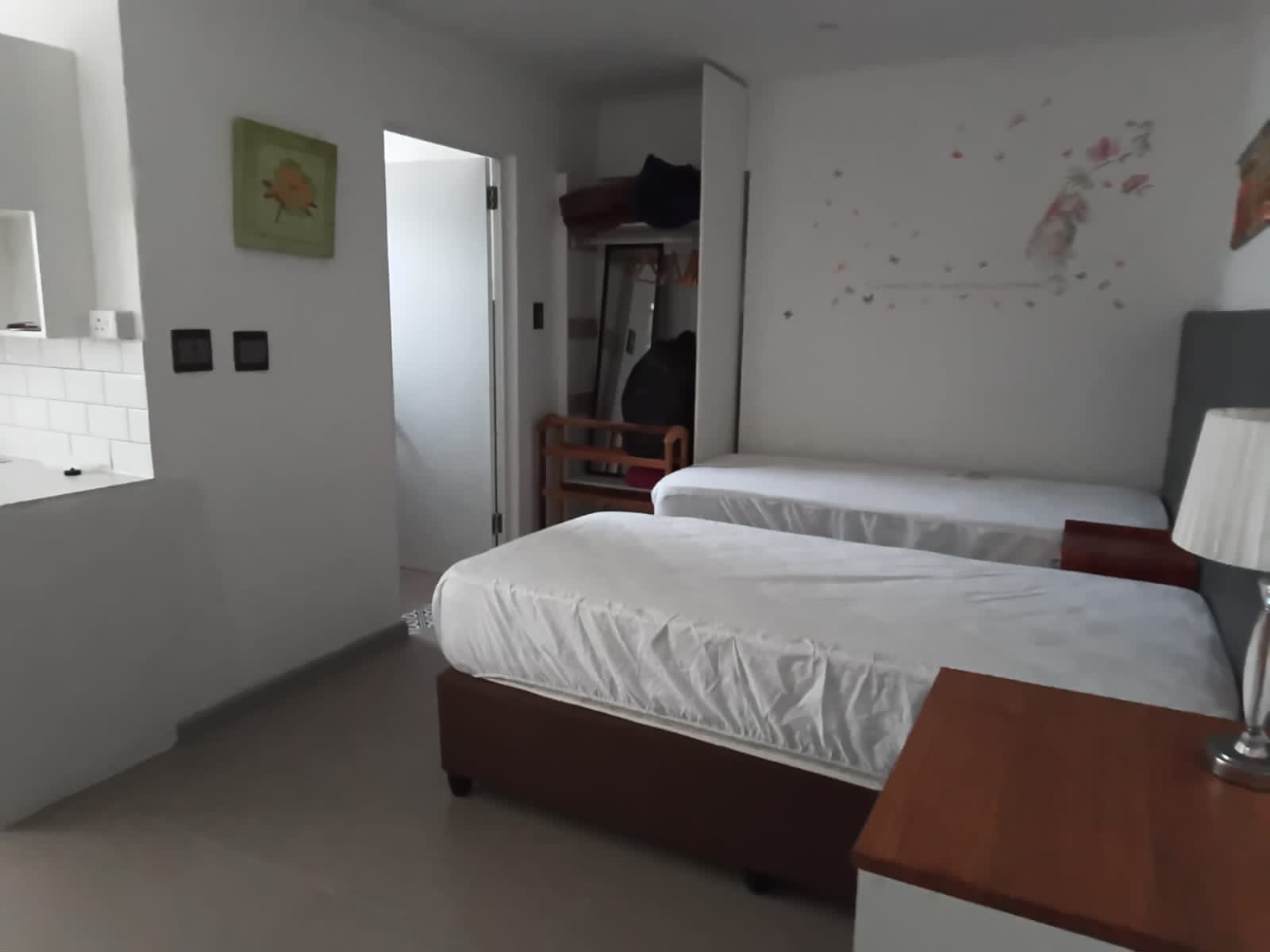 Room-4 Room-4